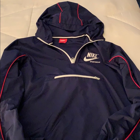 Nike Tops - Nike Hoodie